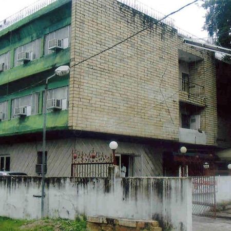 Charans Guest House Lucknow Exterior foto