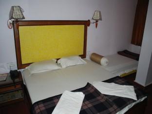 Charans Guest House Lucknow Exterior foto